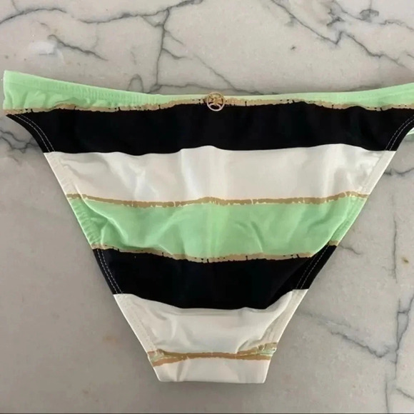 VIX Bikini Striped Bottom Medium B768 - Picture 4 of 5